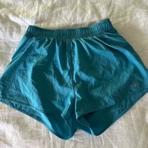 Alo Yoga Stride Shorts